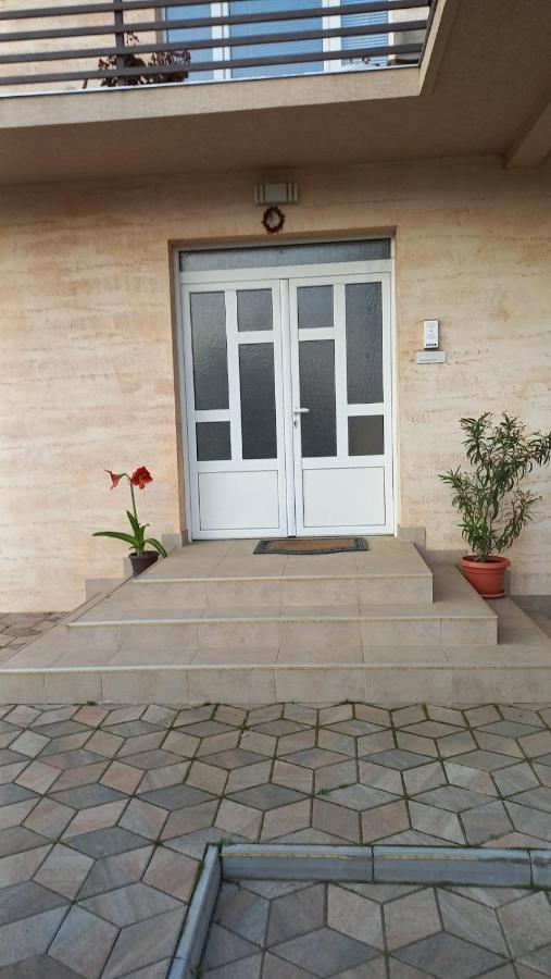 Apartman Sasa Vranje Bagian luar foto